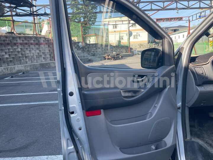 Hyundai Starex 2010 — 43