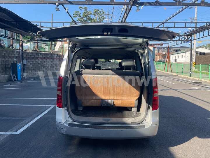 Hyundai Starex 2010 — 49