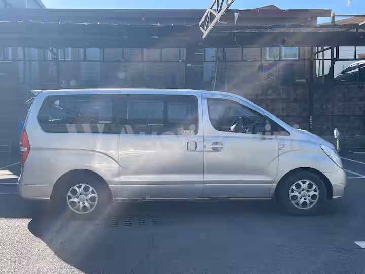 Hyundai Starex 2010 — 7