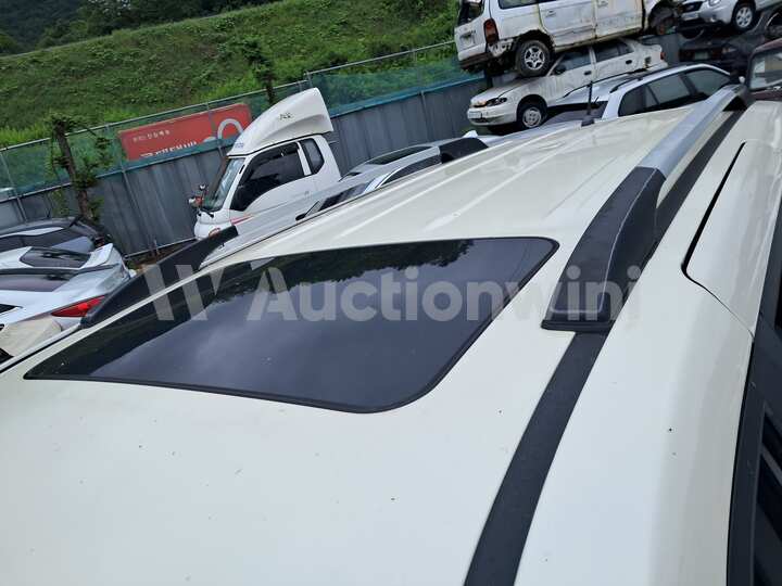 Kia Carnival 2011 — 9