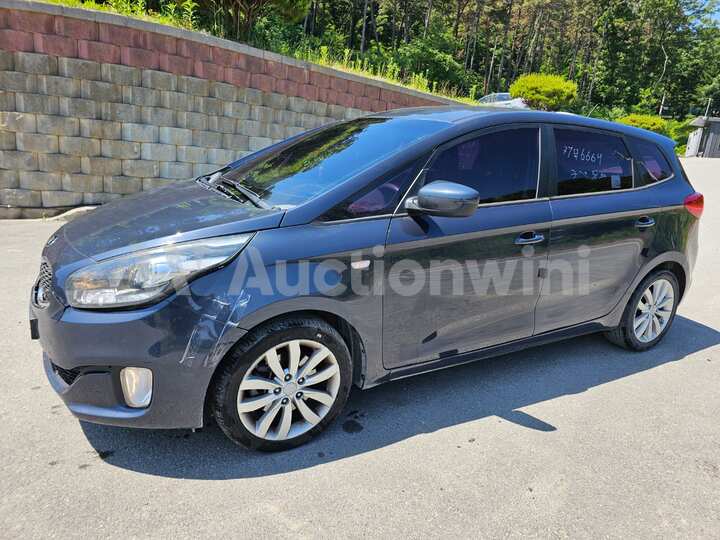 Kia Carens 2015 — 1