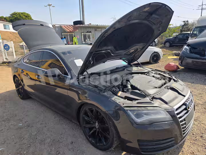 Audi A7 2013 — 18