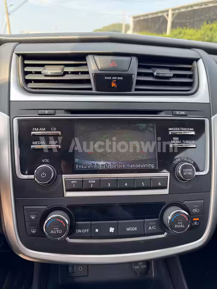 Nissan Altima 2017 — 28