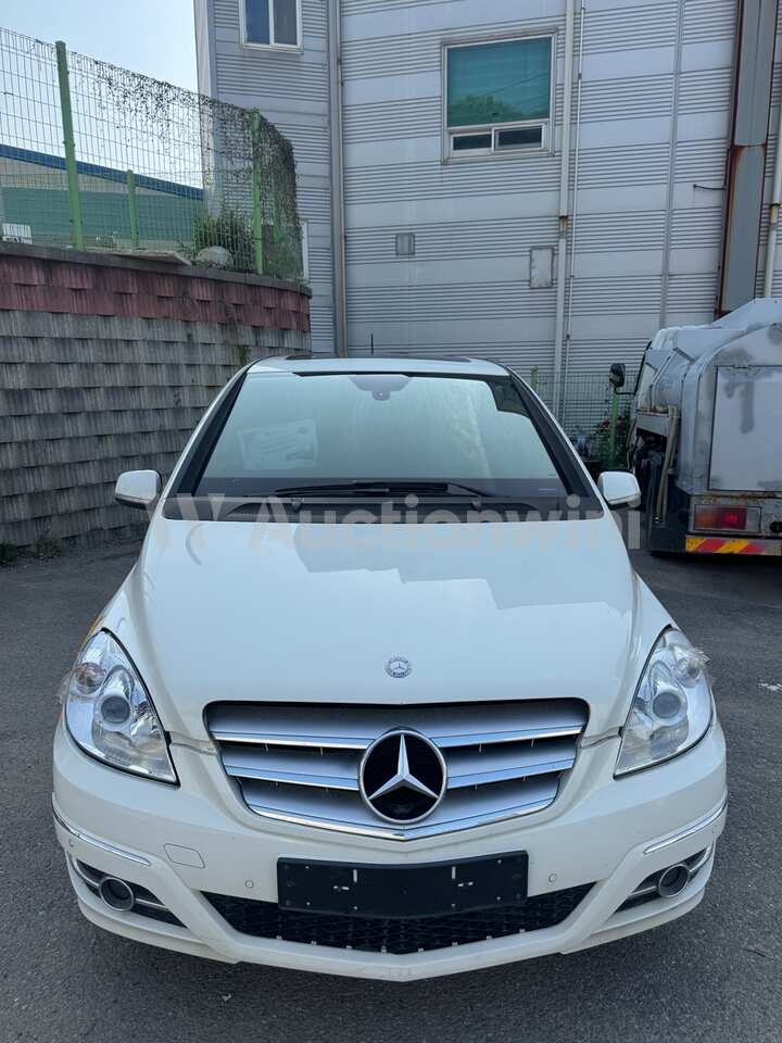 Mercedes Benz B Class 2010 — 10