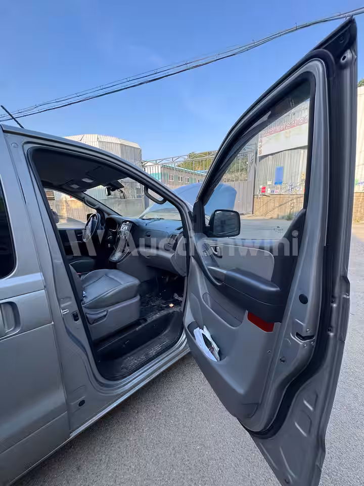 Hyundai Starex 2014 — 11