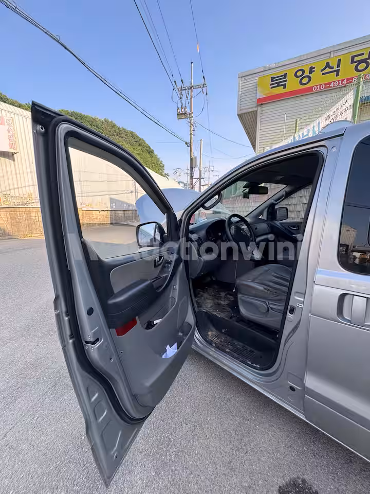 Hyundai Starex 2014 — 14