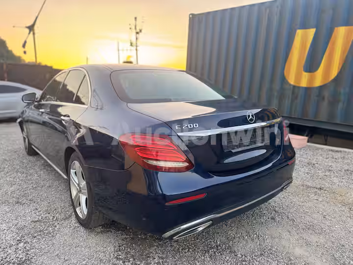 Mercedes Benz E Class W213 2018 — 2