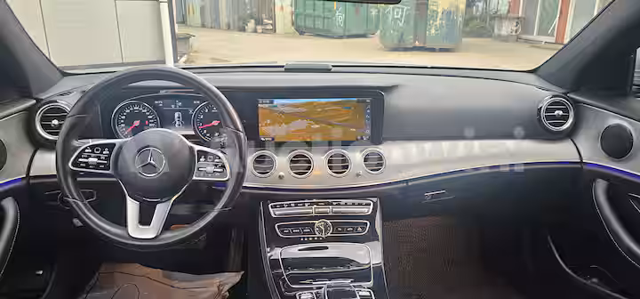 Mercedes Benz E Class 2019 — 20