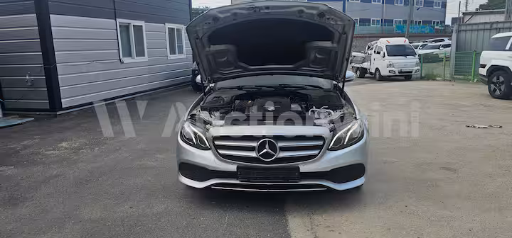 Mercedes Benz E Class 2019 — 9