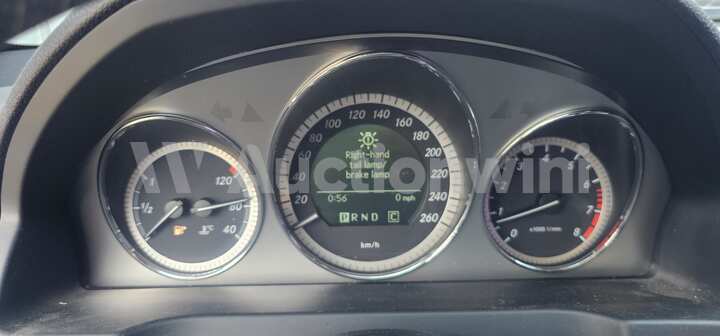 Mercedes Benz C Class 2010 — 21