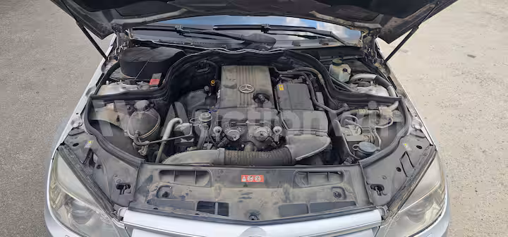 Mercedes Benz C Class 2010 — 10