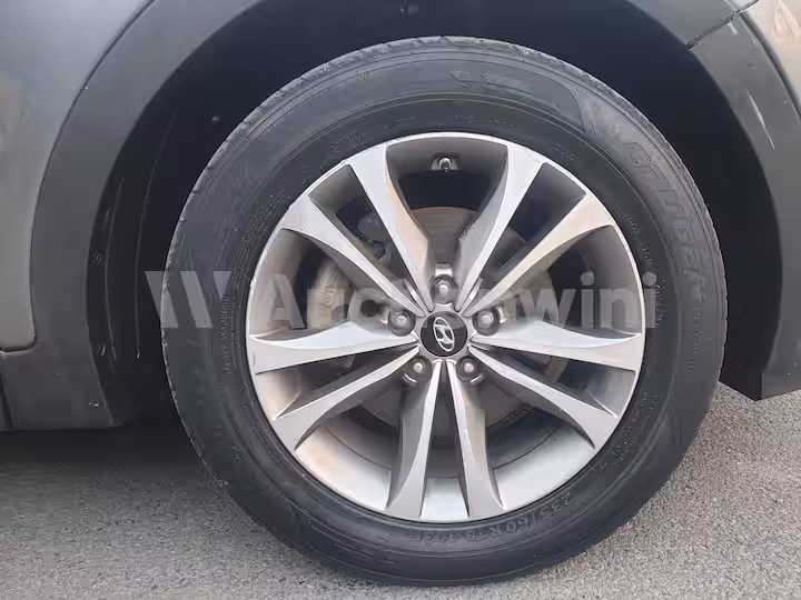 Hyundai SantaFe 2015 — 17