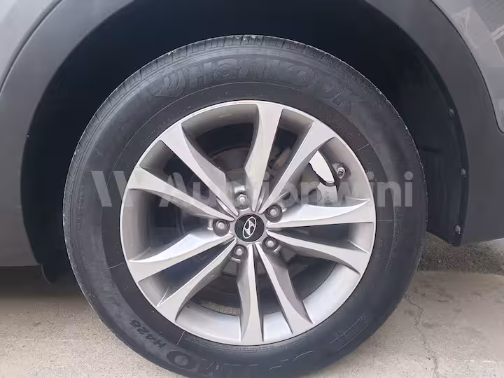 Hyundai SantaFe 2015 — 19