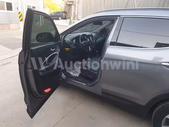 Hyundai SantaFe 2015 — 28