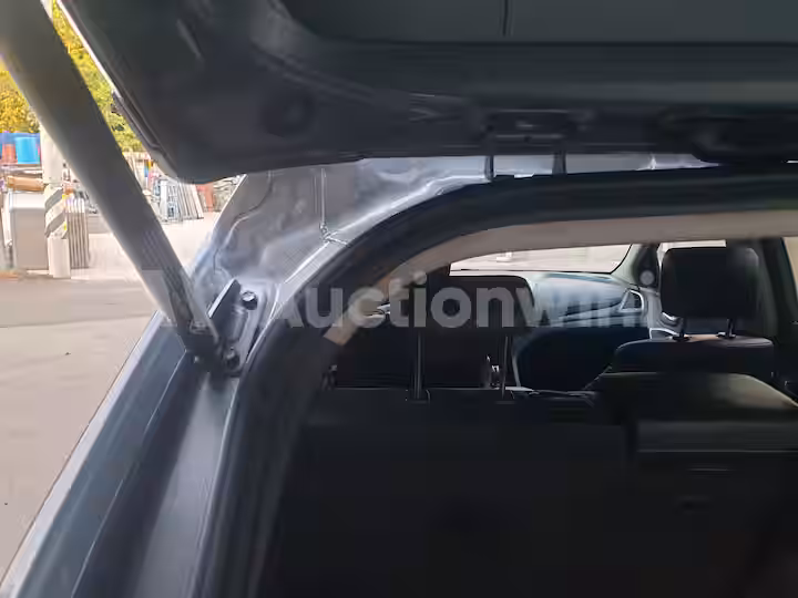 Hyundai SantaFe 2015 — 32
