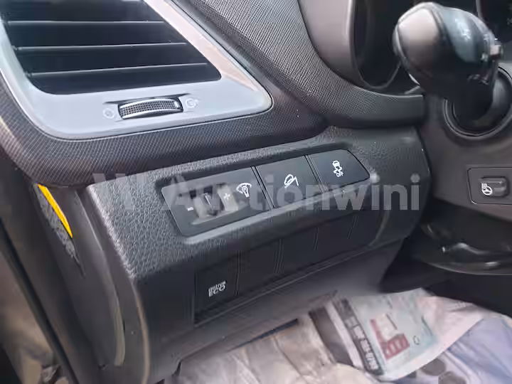 Hyundai SantaFe 2015 — 36