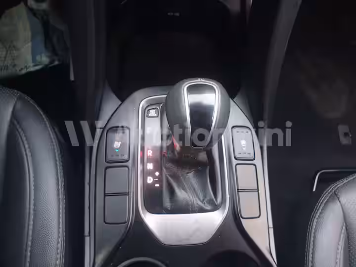 Hyundai SantaFe 2015 — 41