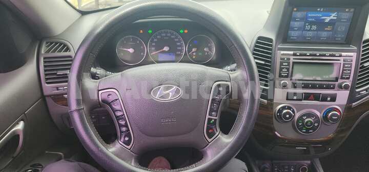Hyundai SantaFe 2011 — 19
