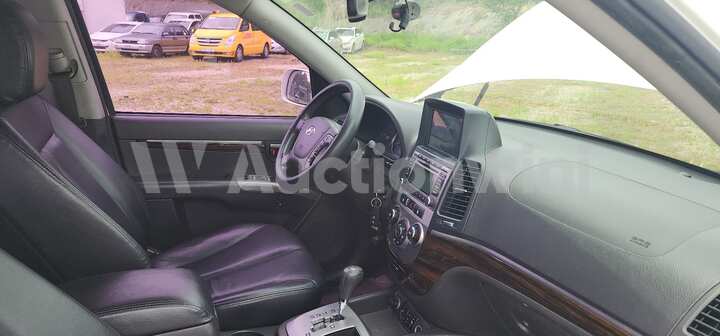 Hyundai SantaFe 2011 — 23
