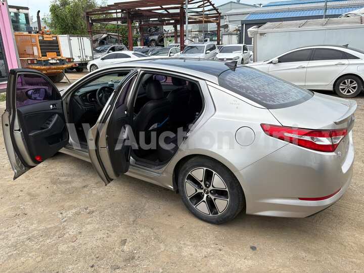 Kia K5 2012 — 2
