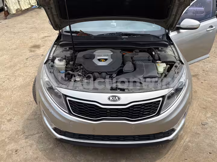 Kia K5 2012 — 12