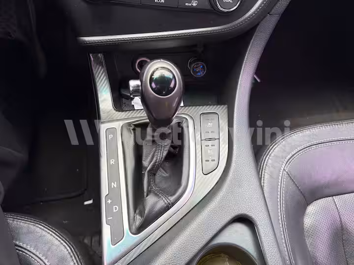 Kia K5 2012 — 17