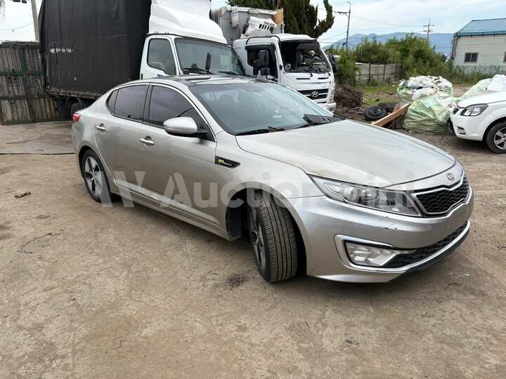 Kia K5 2012 — 10