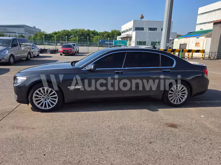 BMW 7 Series 2012 — 2