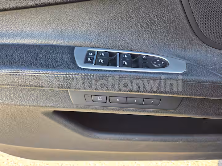 BMW 7 Series 2012 — 43