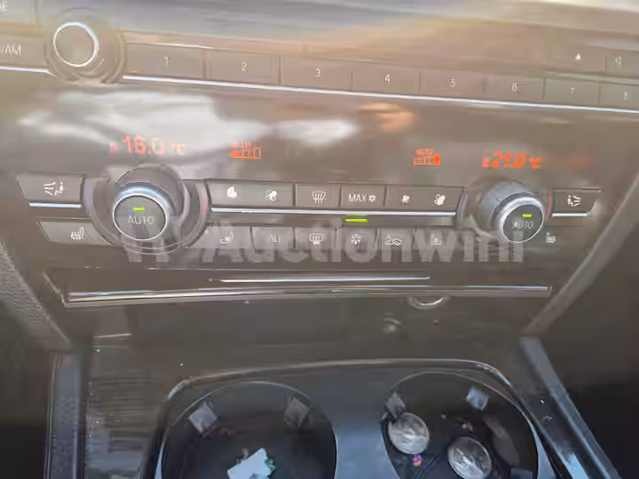 BMW 7 Series 2012 — 49