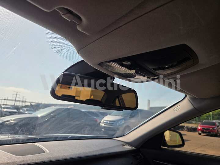 BMW 7 Series 2012 — 52