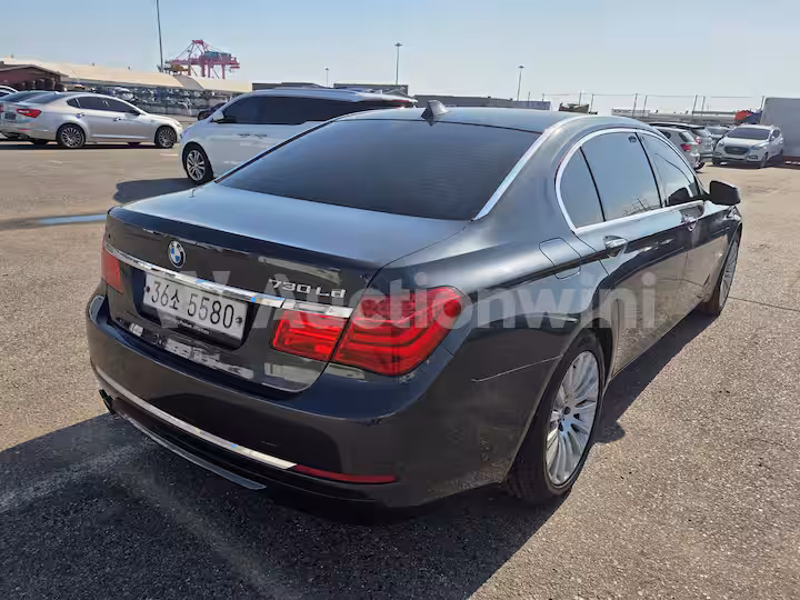 BMW 7 Series 2012 — 7