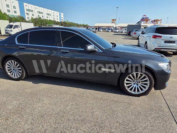 BMW 7 Series 2012 — 10
