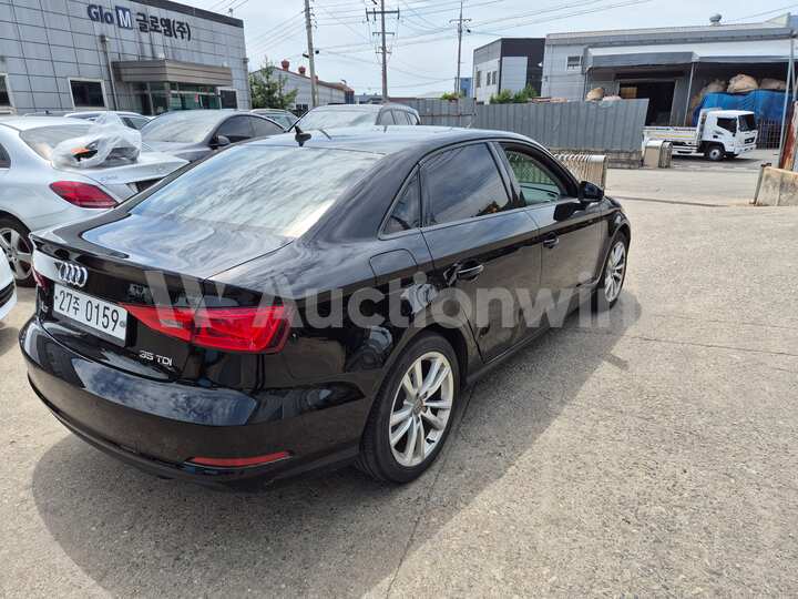 Audi A3 2015 — 4