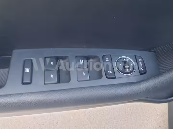 Hyundai Sonata 2019 — 33