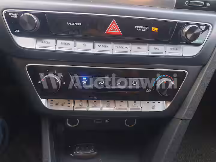 Hyundai Sonata 2019 — 38