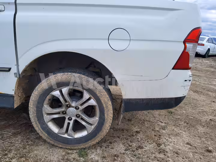 KGM (Ssangyong) Korando 2014 — 14