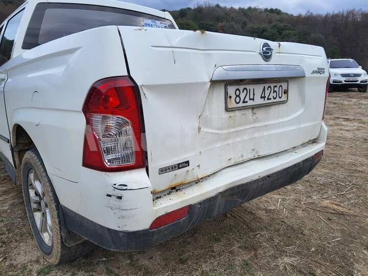 KGM (Ssangyong) Korando 2014 — 15