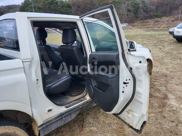 KGM (Ssangyong) Korando 2014 — 55