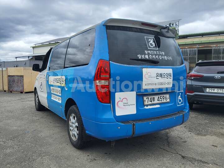 Hyundai Starex 2010 — 3
