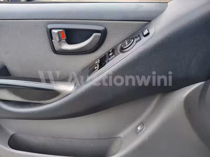 Hyundai Starex 2010 — 33
