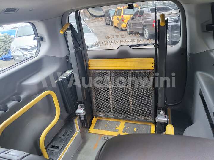 Hyundai Starex 2010 — 49