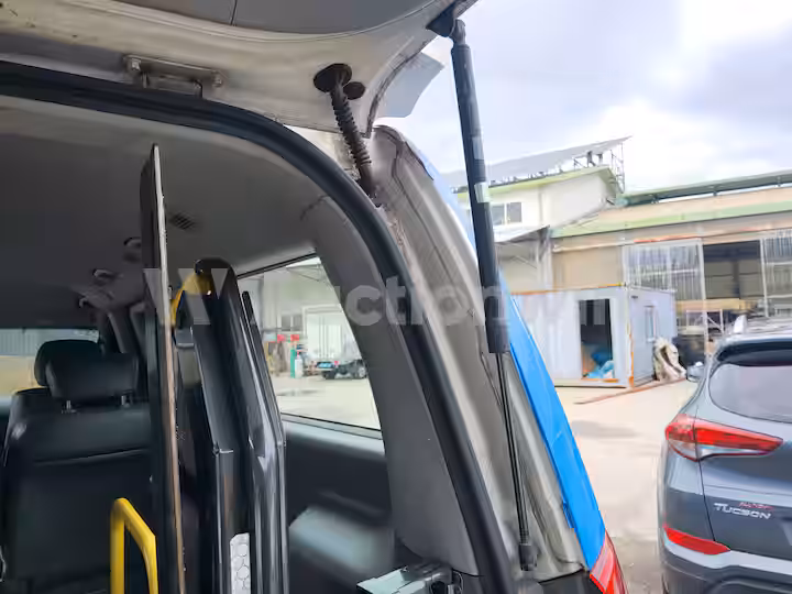 Hyundai Starex 2010 — 52
