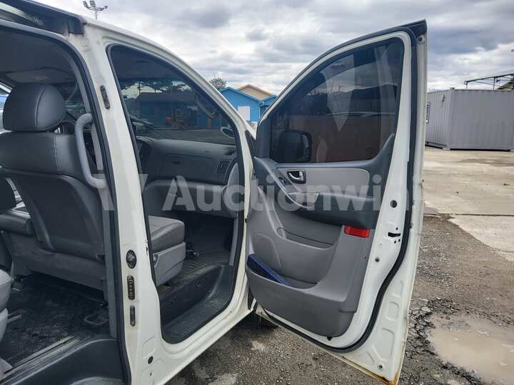 Hyundai Starex 2010 — 59