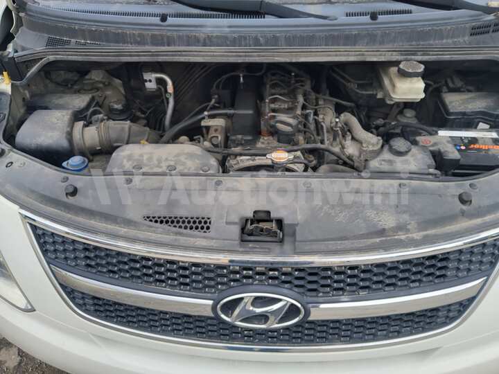 Hyundai Starex 2010 — 62