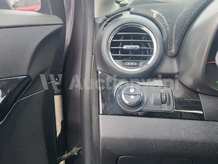 Chevrolet Orlando 2012 — 34