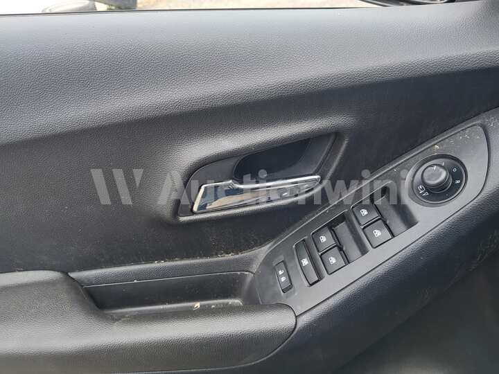 Chevrolet Trax 2014 — 33