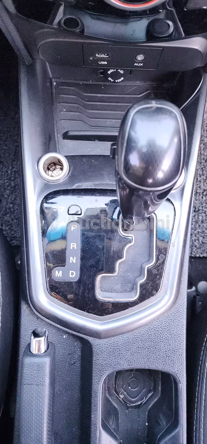 KGM (Ssangyong) Tivoli 2017 — 17