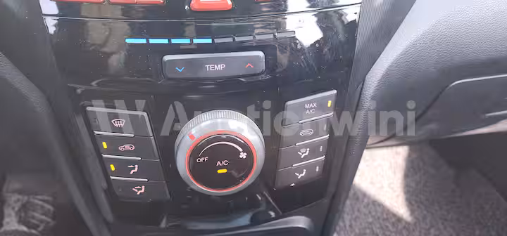 KGM (Ssangyong) Tivoli 2017 — 18