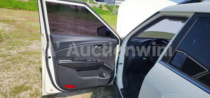KGM (Ssangyong) Tivoli 2017 — 43